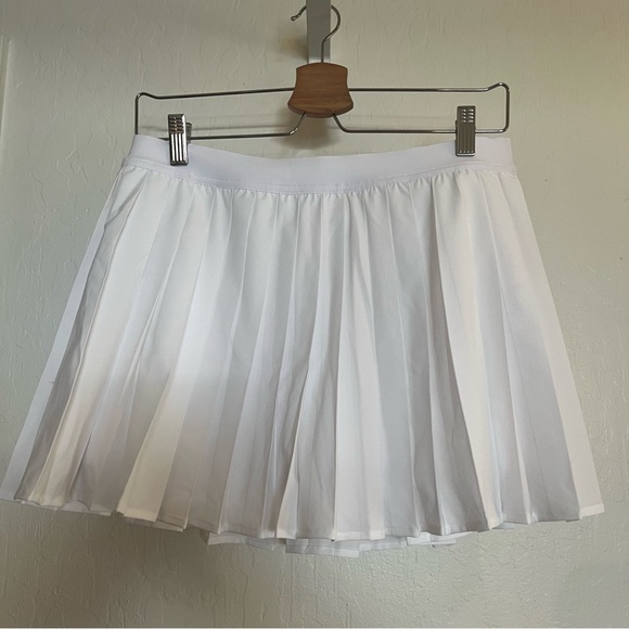 🚨SOLD🚨[NWOT] LULULEMON "High-Rise Pleated Tennis Skirt" in White: Sz 10 - Picture 9 of 13